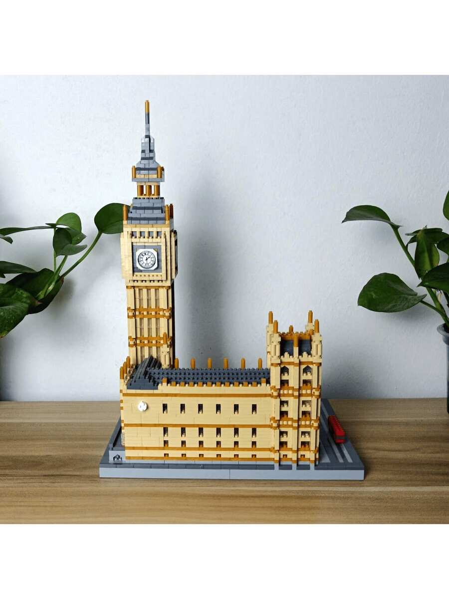 3698片迷你积木：世界著名建筑系列。欧美风格DIY拼装玩具，袋装。包含卢浮宫、比萨斜塔、自由女神像、大本钟等多种建筑风格可供选择。增强耐心和专注力。是家居装饰、减压玩具和生日礼物的理想之选。