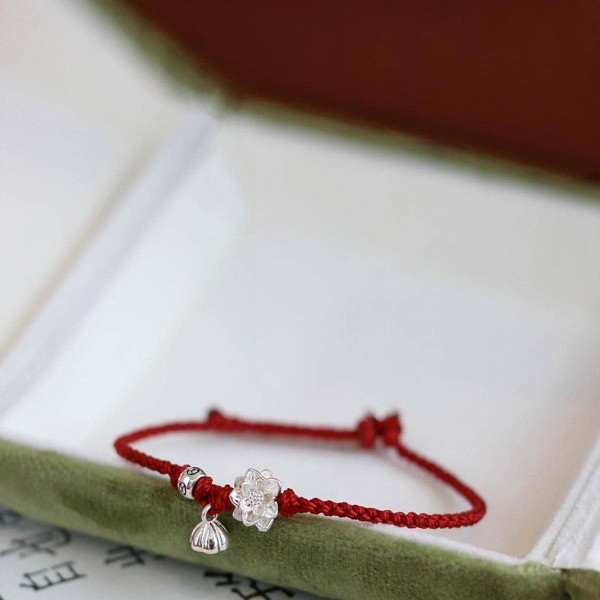 1pc Light Luxury Good Luck Lotus Red Rope Bracelet Fpr Women Girls Birthday Holiday Gifts