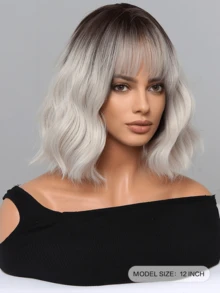 这款 12 英寸短卷发假发适合日常佩戴和各种场合，包括母亲节、生日派对、节日、休闲聚会和优雅造型。 - 漸變灰色 - 查看 4