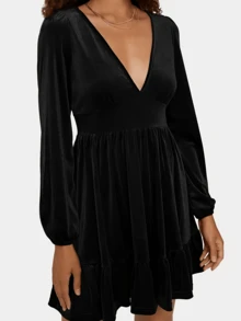 Women's Elegant V-Neck Puff Sleeve Cinched Waist A-Line Velvet Dress, Suitable For Party, Autumn/Winter - Black - View 5