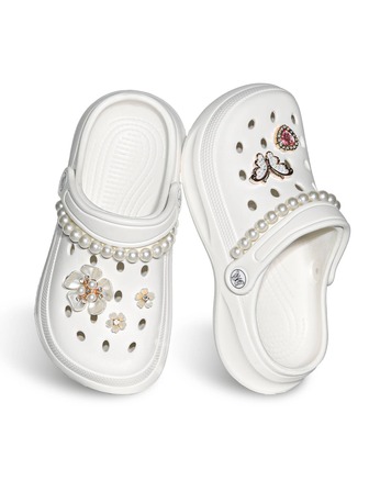 HOEASE Girl's Cute Clogs, EVA Non-Slip Soft Sole Comfortable Beach And Garden Shoes With Pink Heart, Flower Butterfly Embellishments And Pearl Chain For Boys And Girls, All-Season Casual Footwear For Outdoor Play, Home Wear And Parities, Ideal Gift For Halloween And Christmas