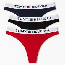 Set de 3 tangas de algodón TOMY HELFIGER para mujer, ropa interior cómoda y ligera con elástico suave en la cintura que no marca la piel, ideal para uso diario y moda íntima juvenil y casual. Diseño clásico tipo tanga con costuras delicadas y ajuste perfecto en cadera y cintura, confeccionadas en algodón transpirable que ofrece frescura durante todo el día. Colores surtidos rojo, negro y azul marino fáciles de combinar con brasieres y tops, prendas de lencería versátiles para ocasiones casuales o especiales. Tanga de mujer con estilo moderno, sexy y discreto debajo de cualquier prenda de vestir. Pack de 3 piezas de ropa interior femenina de calidad premium, pensadas para brindar comodidad, durabilidad y estilo en el día a día. - Multicolor - Ver 2