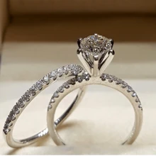 2 件女士时尚戒指，经典优雅风格，方晶锆石装饰可叠戴戒指，适合情人节、度假、通勤、约会、派对、婚礼、订婚、送给妻子、女朋友、母亲的生日、周年纪念、新年、所有季节的礼物