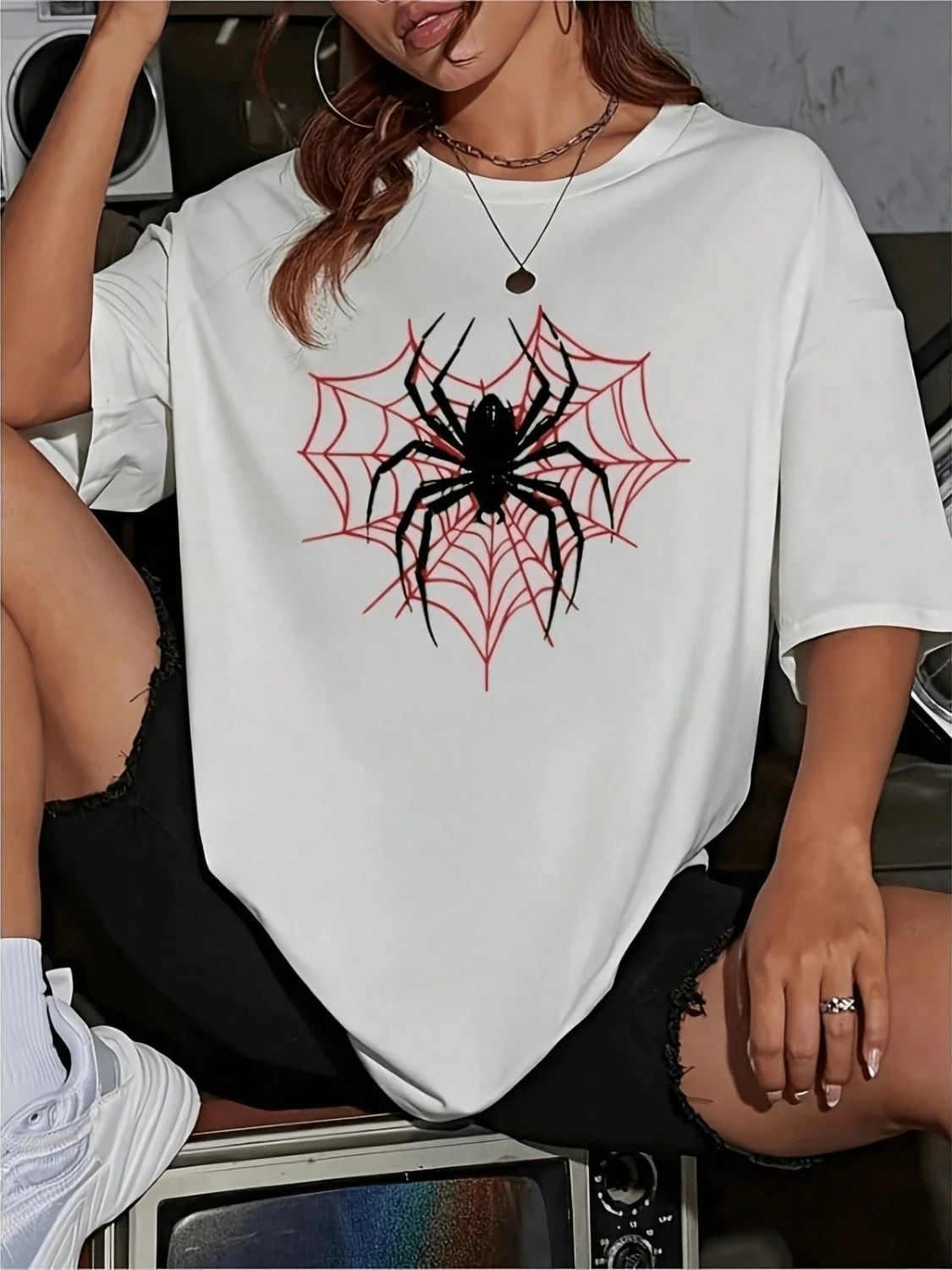 Suoang Big Black Spider Mans Shirt Fitting Loose Tee Clothing Leisure Shoulder Drop -Shirts Pleasure Cool Short Sleeved Women's Solid-Colored Boat Neck Short-Sleeve One-Piece Shirt,Suitable Summer Wear,Paired With Printed Shirts,Ladies'tops,And Printed Short-Sleeve Shirts.Women's Clothing 1pc Women's Solid Color Crew Neck Short Sleeve Fitted T-Shirt, Suitable For Summer - 白色2 - 查看 1