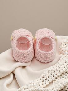 1 Pair Handmade Crochet Infant Shoes, Light Purple Color With Button Decor, Infant Size - Baby Pink - View 7
