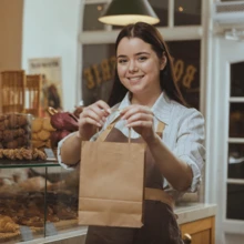 100Pcs Gift Bags 8.3x4.3x10.6 Kraft Brown Paper Gift Bags With Handles Bulk For Wedding, Party Favor, Grocery, Shopping, Retail, Merchandise Medium Paper Sacks - Lạc đà nhỏ - Xem 8