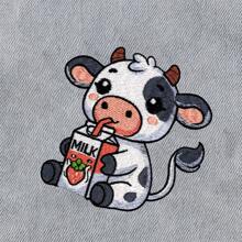 Parche de vaca bebiendo leche de 3.5 pulgadas, parche de hierro de vaca de color frío - Parche de hierro bordado/Parche cosido para mochila (que te brinda efectos visuales inesperados)