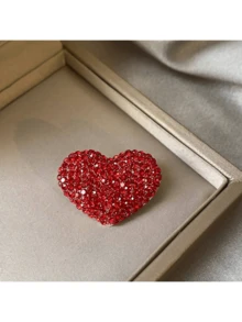 1 Stück elegante rote Herz-Kristall-Brosche - Vintage-Stil Legierung Brosche - besetzt mit funkelnden Strass-Steinen, geeignet für Anzüge, Pullover, Kleider, perfekt für lässige Outfits, Halloween, Halloween-Accessoires, Lehrertag