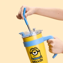 Miniso 小小兵收藏系列不鏽鋼吸管杯（1600毫升） - 黃色 - 查看 10