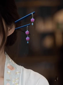 Two Bohemian Wooden Lily Of The Valley Hairpins Are Suitable For Women, With Teeth Shaped Into A Ponytail At The Back Of The Head And Sweet And Lovely Hairpins. The Side Clip Of The Hairpin Is Fresh Country Style, Bun Extension, Hair Bun Maker, Bun Hair Piece, Hair Styling Pins, Bobby Pins