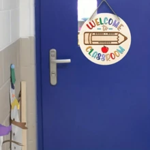 1pc, Welcome To Classroom, Teacher Welcome Sign, Wooden Welcome Sign, Round Wooden Teacher Sign, Wooden Teacher Door Sign, Round Wooden Hanging Wall Art, Holiday Decoration, Teacher Gifts, Return School Gifts