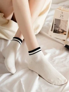 12 双随机女士短袜、船袜、隐形袜、低帮袜、白袜子、短袜、黑袜子、女袜、短袜、中筒袜、可爱袜子、女童袜、双线防滑设计、透气网眼吸汗设计、柔软舒适、适合日常穿着、居家运动、办公穿着、学院风设计、适合所有季节和各种节日、隐形袜和短袜、颜色随机 - 彩色 - 查看 4