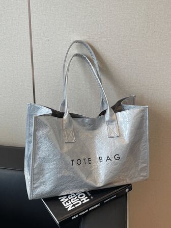 新款极简大容量透明果冻手提包，材质手柄，防水，时尚休闲街头风手提包，适合学生、健身、瑜伽和旅行，也可作为妈妈包使用，简约风格，星形图案，褶皱质感，复合纸材质，非常适合日常生活、购物、旅行、娱乐等场合。