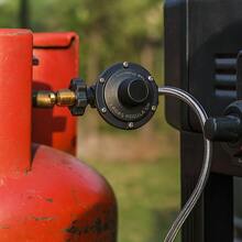 Kit Instalación Gas LP con Manguera de Acero Inoxidable de 2 Metros Regulador de Presión y Conectores de Latón Alta Resistencia Ideal Uso Doméstico y Comercial