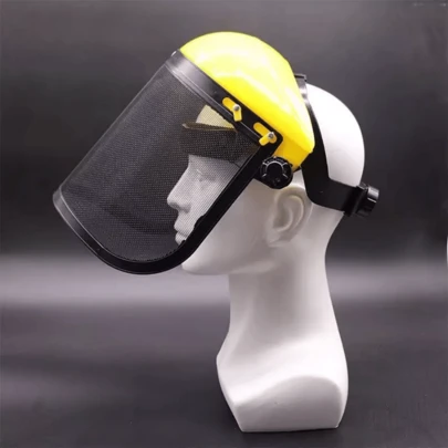 Protetor Facial Com Tela De Nylon Para Operador De Roçadeira
