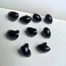 10 pezzi Accessori fai-da-te per bambole di peluche, nasi triangolari di animali per orsacchiotti - Multicolore - Visualizzare 3