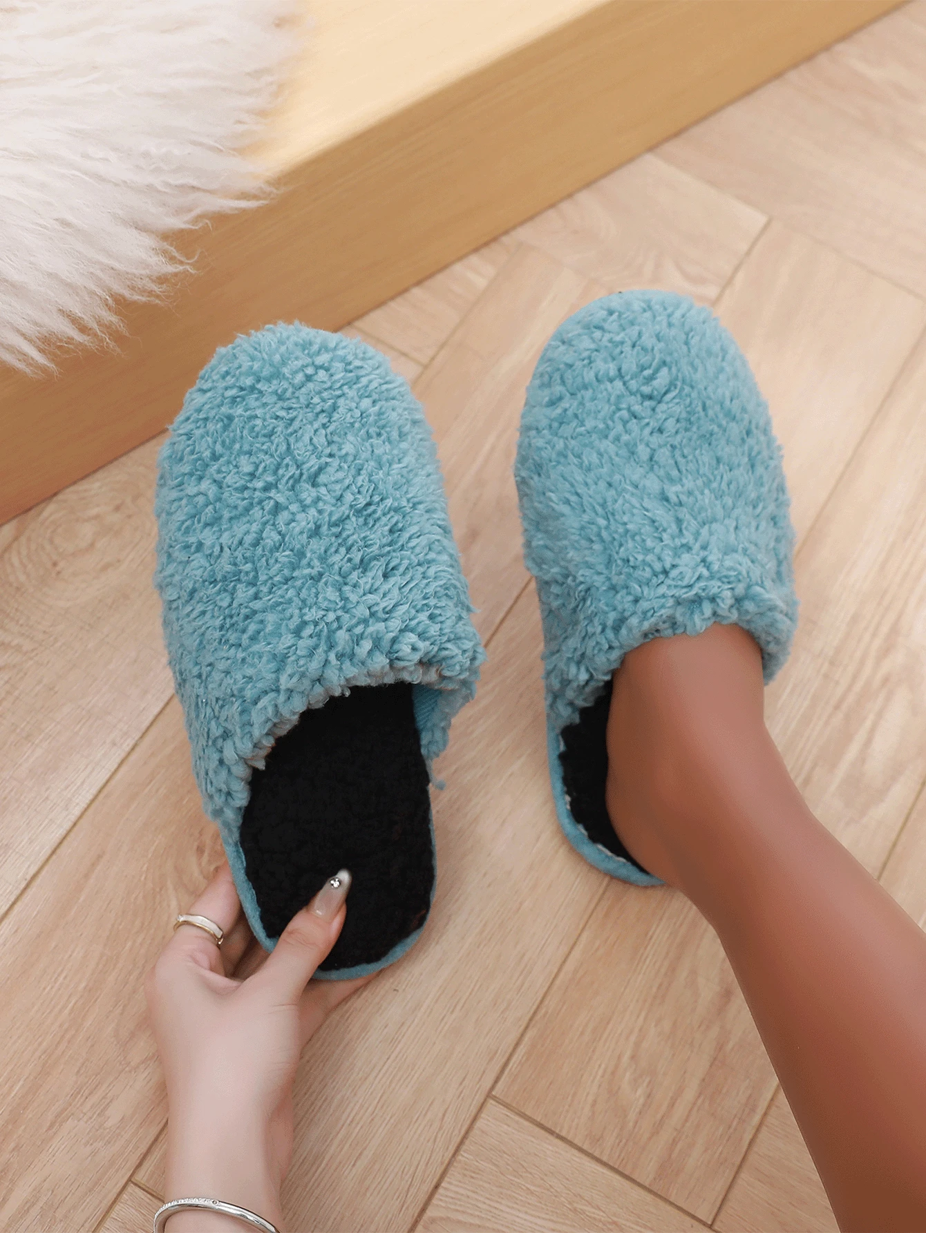Men & Women's Plush House Slippers( Grey/Beigen/Pink/Light Blue ) - Cozy Fuzzy Indoor Slippers With Non-Slip Sole For Home, Warm Winter Bedroom Shoes