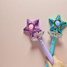 Baghetă magică în formă de lună și stea cu efecte luminoase și sonore, recuzită magică, potrivită pentru petrecere de ziua de naștere, adunări de sărbători, jocuri de rol și alte ocazii, hobby, colecție, articole de petrecere, Halloween, Crăciun