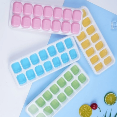 Kit Forma Com Tampa Gelo Ice Flexivel Forminha Fundo Silicone 14 Cubos ou 6 Cubos Alimentos Frutas Papinha