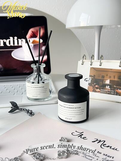 <纯香，简单分享>，5件（1瓶香薰油+4根藤条扩香器）无焰家居香氛套装，香味持久，适用于卧室、浴室、客厅、香薰、房间清新剂、扩香器、礼物、家居装饰