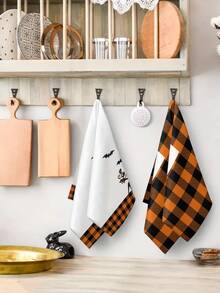 2pcs/4pcs/12pcs Halloween Castle Pattern Kitchen Towels, Halloween Bat Pattern Bathroom Towels, Halloween Outdoor Party Towels, Halloween Home Decor, Halloween Kitchen Decor, Modern Style, Quick Drying, Super Soft Microfiber Material, Rectangular, 15.75IN*23.62IN/40*60CM Digital Printing Pattern, Suitable For Outdoor Party Decoration, Halloween Holiday Gifts