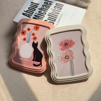 1个4x6英寸绿色拱形装饰相框 - 可放置于桌面或墙面，艺术拱形设计，多功能支架 - 现代家居装饰，照片墙必备，办公桌装饰，礼品艺术展示，波西米亚风格室内装饰，宿舍装饰，简约置物架装饰