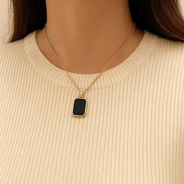 1PC Chic Black Rectangular Brand Clavicle Chain – Women's Internet Celebrity-Favorite Square Pendant Necklace Accessory
