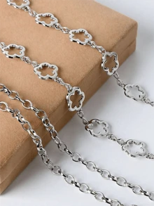 1件女士银色镂空花朵腰链，多功能束腰带，可搭配连衣裙、西装、衬衫等。