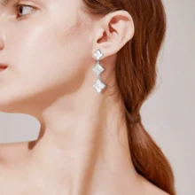 1 Pair Fashionable Long Leaf Floral Earrings With Rhinestone Inlaid, High-End Jewelry Gift For Friends, Mother's Day - Silver - View 2