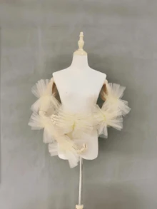 1 Pair White Puff Sleeve Cuffs, Bridal Gown Gloves Sleeve Cuffs, Photography Prop For Studio Photoshoot, Bride Wedding Gloves, Long Tulle Mesh Sleeve Cuffs, Chiffon Crystal Tulle Arm Sleeve Cuffs, Detachable Versatile Sleeve Cuffs, Bridal Gown Arm Sleeves, Tulle Dress Sleeves, Sleeveless Dress Arm Cuffs, Applicable For Wedding, Party, Performance, Cosplay, Decorative Accessory Autumn Accessories