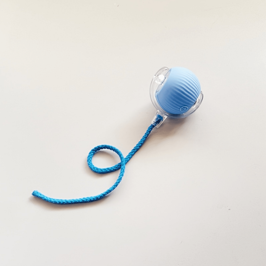 The Cat Toy Ball Is Charged Through USB And Has A Durable Plastic Structure, Providing Interactive Entertainment For Cats. Cat Teaser Balls Are Used To Relieve Boredom And Provide Intelligent Automatic Electric Toys For Cats And Dogs.