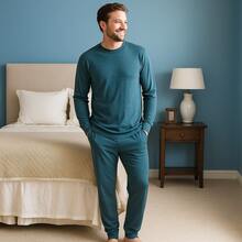 BELIME | Set de Pijama Básico de 4 Piezas para Hombre, Manga Larga, Cuello Redondo, Colores Variados | Tela Ligera con Elasticidad | Ideal para Primavera, Verano, Otoño e Invierno | Estilo Cómodo y Casual con Cárdigan en Cuello, Puños y Tobillos | Tejido Transpirable y Suave de Algodón y Poliéster | Ajuste Regular con Estilo Ajustado| Sin Bolsillos, Sin Forro, No Transparente | Lavar a Mano o en Lavadora con Agua Tibia, No Usar Cloro, Secado al Aire | Perfecto para Dormir, Estar en Casa o Relajarse en Familia | Pijama Largo con Corte Natural en la Cintura, Manga Normal, Diseño Clásico y Atemporal | Material de Alta Calidad: Cardigan, Psiphon | Ropa de Dormir Versátil y Cómoda, Ideal para el Descanso Diario y el Estilo de Vida Moderno