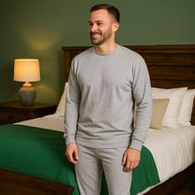 BELIME | Set de Pijama Básico de 4 Piezas para Hombre, Manga Larga, Cuello Redondo, Colores Variados | Tela Ligera con Elasticidad | Ideal para Primavera, Verano, Otoño e Invierno | Estilo Cómodo y Casual con Cárdigan en Cuello, Puños y Tobillos | Tejido Transpirable y Suave de Algodón y Poliéster | Ajuste Regular con Estilo Ajustado| Sin Bolsillos, Sin Forro, No Transparente | Lavar a Mano o en Lavadora con Agua Tibia, No Usar Cloro, Secado al Aire | Perfecto para Dormir, Estar en Casa o Relajarse en Familia | Pijama Largo con Corte Natural en la Cintura, Manga Normal, Diseño Clásico y Atemporal | Material de Alta Calidad: Cardigan, Psiphon | Ropa de Dormir Versátil y Cómoda, Ideal para el Descanso Diario y el Estilo de Vida Moderno