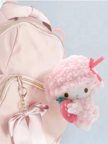 Muñeco de cordero pequeño Sanrio Piano Beinno, adorable llavero de peluche rosa, animal de peluche súper suave y esponjoso, diseño de cordero único con lindo lazo y accesorios de fresa, peluche abrazable de alta calidad para niñas, regalo coleccionable perfecto para cumpleaños, ideal para decoración del hogar, colgante de mochila, compañero de viaje, ideal para regalos de fiesta y decoración de habitaciones, mercancía de personajes kawaii para fanáticos.