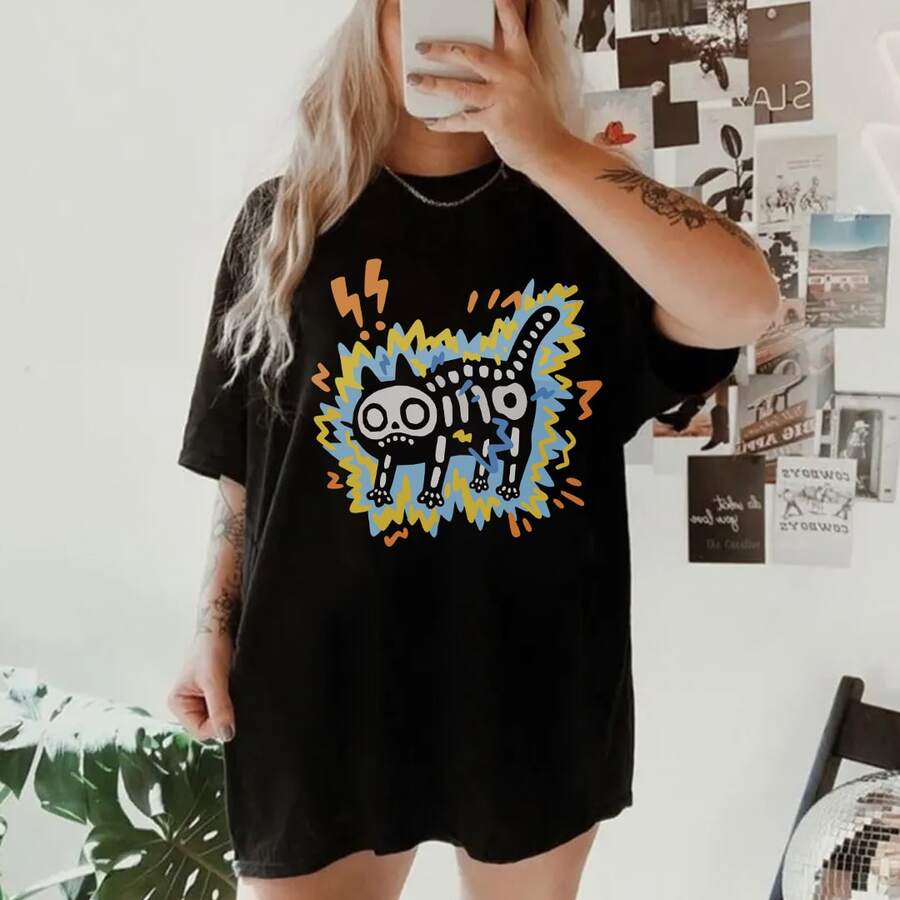 Electric Cat Aesthetic Unisex T-Shirt - màu đen - Xem 1