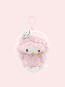 Muñeco de cordero pequeño Sanrio Piano Beinno, adorable llavero de peluche rosa, animal de peluche súper suave y esponjoso, diseño de cordero único con lindo lazo y accesorios de fresa, peluche abrazable de alta calidad para niñas, regalo coleccionable perfecto para cumpleaños, ideal para decoración del hogar, colgante de mochila, compañero de viaje, ideal para regalos de fiesta y decoración de habitaciones, mercancía de personajes kawaii para fanáticos.