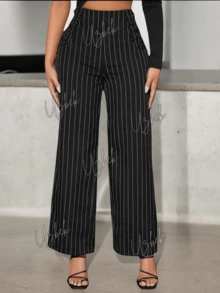 Pantalón de Pinzas Acampanado.  Pierna Amplia.  Talle Ajustado con Pinzas. - Negro Raya - Ver 1