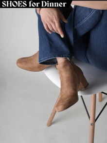 Women's Black Vegan Suede Cheetah Faux Suede Cognac Vegan Suede Natural Faux Suede Smokey Taupe White PU Chunky Low Heel Zip-Up Ankle Boots – Minimalist Round/Pointed Toe Fashion Booties [Size Up Half Size] - 天然仿麂皮 - 查看 1