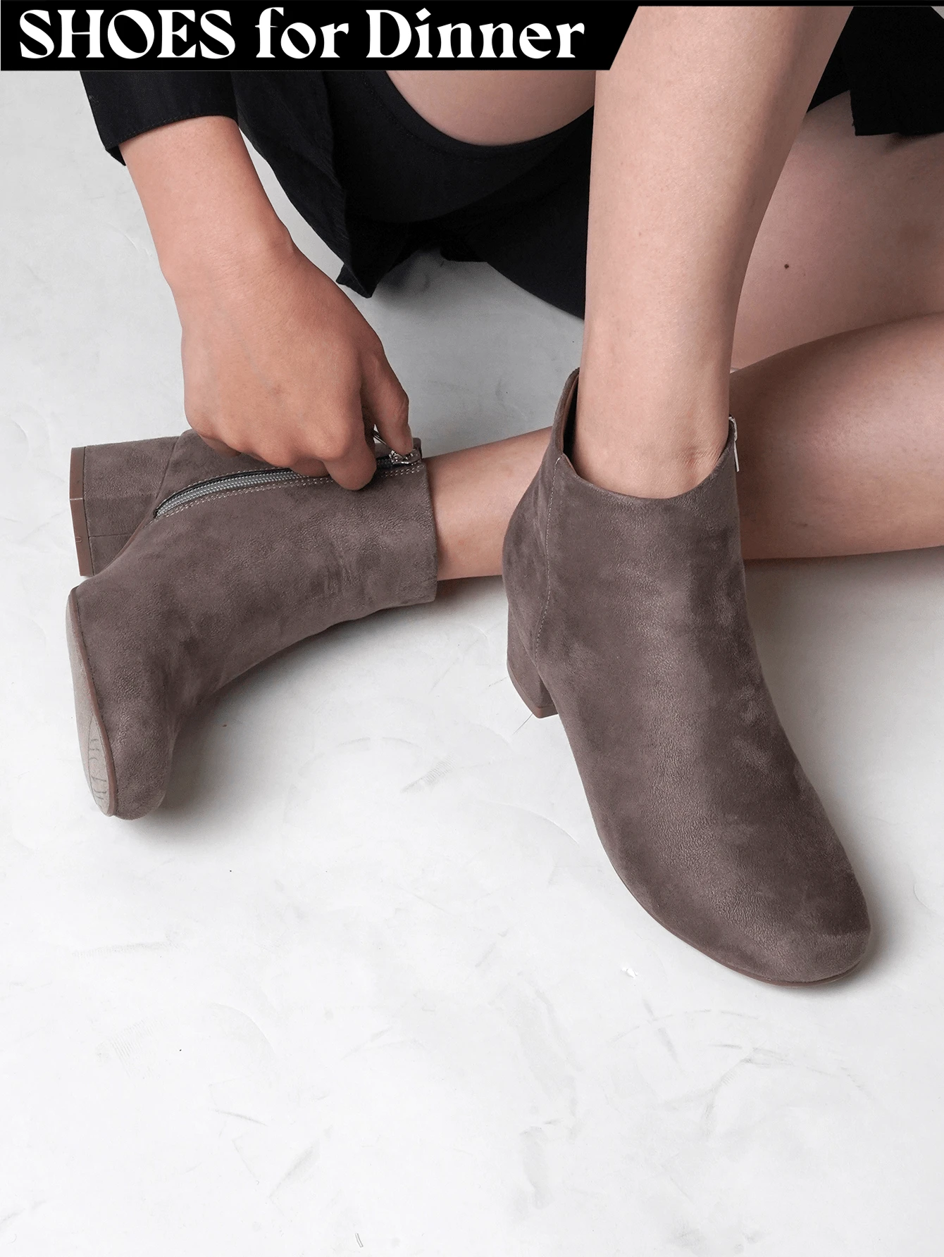 Women's Black Vegan Suede Cheetah Faux Suede Cognac Vegan Suede Natural Faux Suede Smokey Taupe White PU Chunky Low Heel Zip-Up Ankle Boots – Minimalist Round/Pointed Toe Fashion Booties [Size Up Half Size] - 煙燻灰褐色 - 查看 1