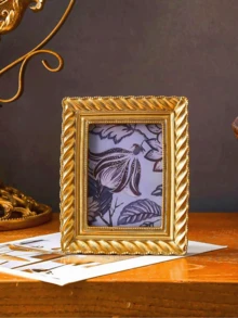 一套随机照片纸复古美式精致雕花树脂相框，墙面装饰画，桌面摆件，法式复古雕花相框，复古浪漫，独特精致雕花相框，适用于客厅、卧室、办公室、工作室、画廊，记录日常生活中的珍贵瞬间 - 彩色 - 查看 9