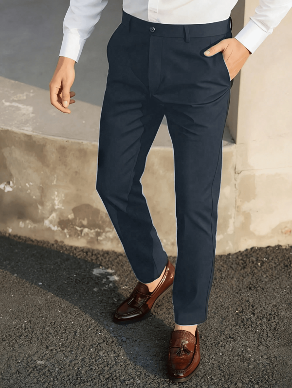 قطعة واحدة من بنطلون الأعمال الكلاسيكي للرجال، لون سادة بقليل من المرونة للاستخدام طوال العام، بتصميم ساق مستقيمة مناسبة للبدلة