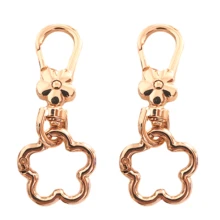 4pcs Flower Buckle Hooks, Swivel Hooks, Dog Clips, Suitable For DIY Hanging Cords, Metal Keychain, Metal Shaped Spring Clips, Carabiners, Key Rings, Bag Clips, Dog Leash Clips, Christmas Gifts - White - View 12