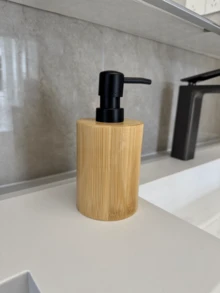 15盎司竹制皂液器和乳液分配瓶浴室配件套装，竹制皂液器瓶可再填充液体泵瓶非常适合厨房、浴室、浴室配件、台面 - 原木顏色 - 查看 5