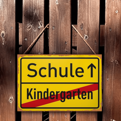 1 Peça Placa Direcional de Estrada Escolar Alemã - Decoração de Parede de Madeira Retrô para Casa e Exterior, Decoração Perfeita de Volta às Aulas ou Ideia de Presente para Pais de Alunos do Primeiro Ano, Decoração de Festa | Placa de Estilo Retrô | Decorações Escolares