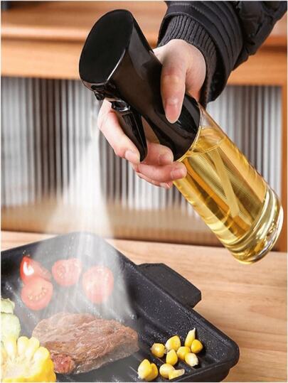 1pc PP Material Olive Oil Spray Bottle, Suitable For Outdoor Barbecue, Grill, Low-Fat Food, Salad, Kitchen, Barbecue, Air Fryer And Camping, Suitable For Girls, Lightweight Home Barbecue, Sprayer, Dispenser, Refillable Spray Bottle. Kitchen Gadget, Kitchen Accessory, Kitchen, Home Decor, Suitable For Father's Day Gift, Mother's Day Gift, Gift For Friends, Boyfriend And Girlfriend, Family, Teacher