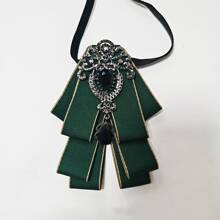 高端时尚领结、胸花、蝴蝶结和胸花。配有松紧带，方便佩戴和脱下。适合新郎和伴郎佩戴，适合派对和夜总会的西装，以及日常搭配。