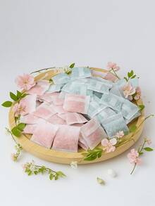 48pcs Floral Scented Closet Deodorizer Bags - Moisture-Proof, Mildew-Proof, Long-Lasting Fragrance, Easy To Use, Home And Closet Organizing Essentials, Plastic Material, Perfect For Freshening Closets And Rooms (Due To Different Batches, Our Packaging May Have Printing Or No Printing. We Apologize For Any Inconvenience Caused)