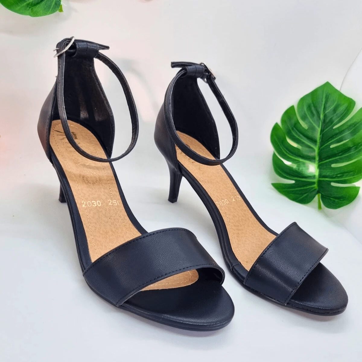 Sandalia de tacon Alto 6 cm Para ocaciones formales - Negro - Ver 1