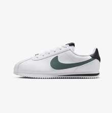 Nike Women's Casual Shoes, New CORTEZ Fashion Cushioned Sneakers, Low-Top Lightweight Running Shoes DM0950-106 - White Green - View 2