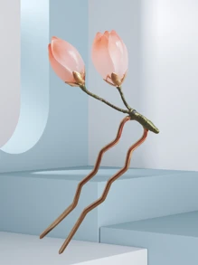 1个复古莲花四叶草U型发夹，金属材质，白色、红色、粉色、紫色、黄色可选，可爱花束造型，优雅仙女发带发梳，精致少女发饰，红色委陵菜花装饰，适合春、夏、秋、冬四季佩戴，不易褪色，长17.9厘米，酷炫夹子，不伤头皮，新年、发饰、发饰、头饰、情人节饰品、女士发饰